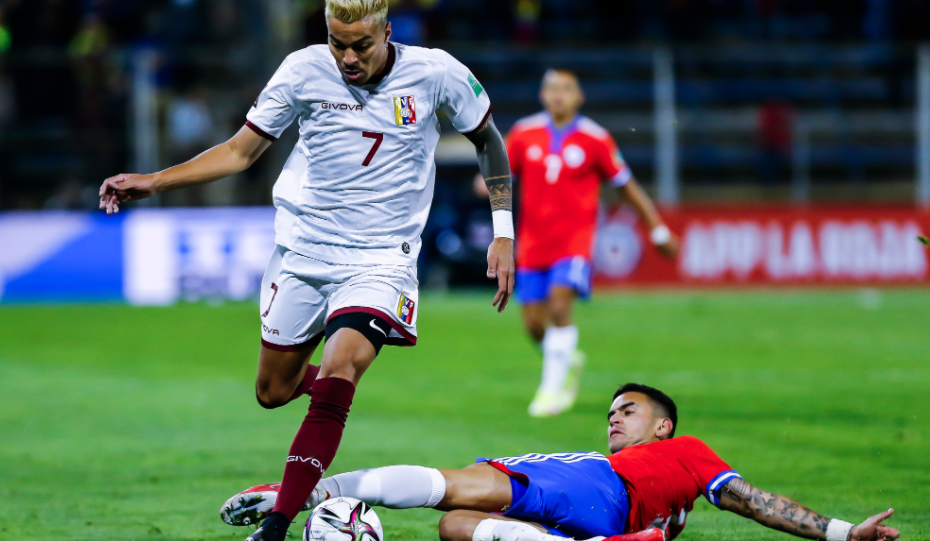 包含日本完胜哥伦比亚，科瓦契奇三分雨点燃全场的词条