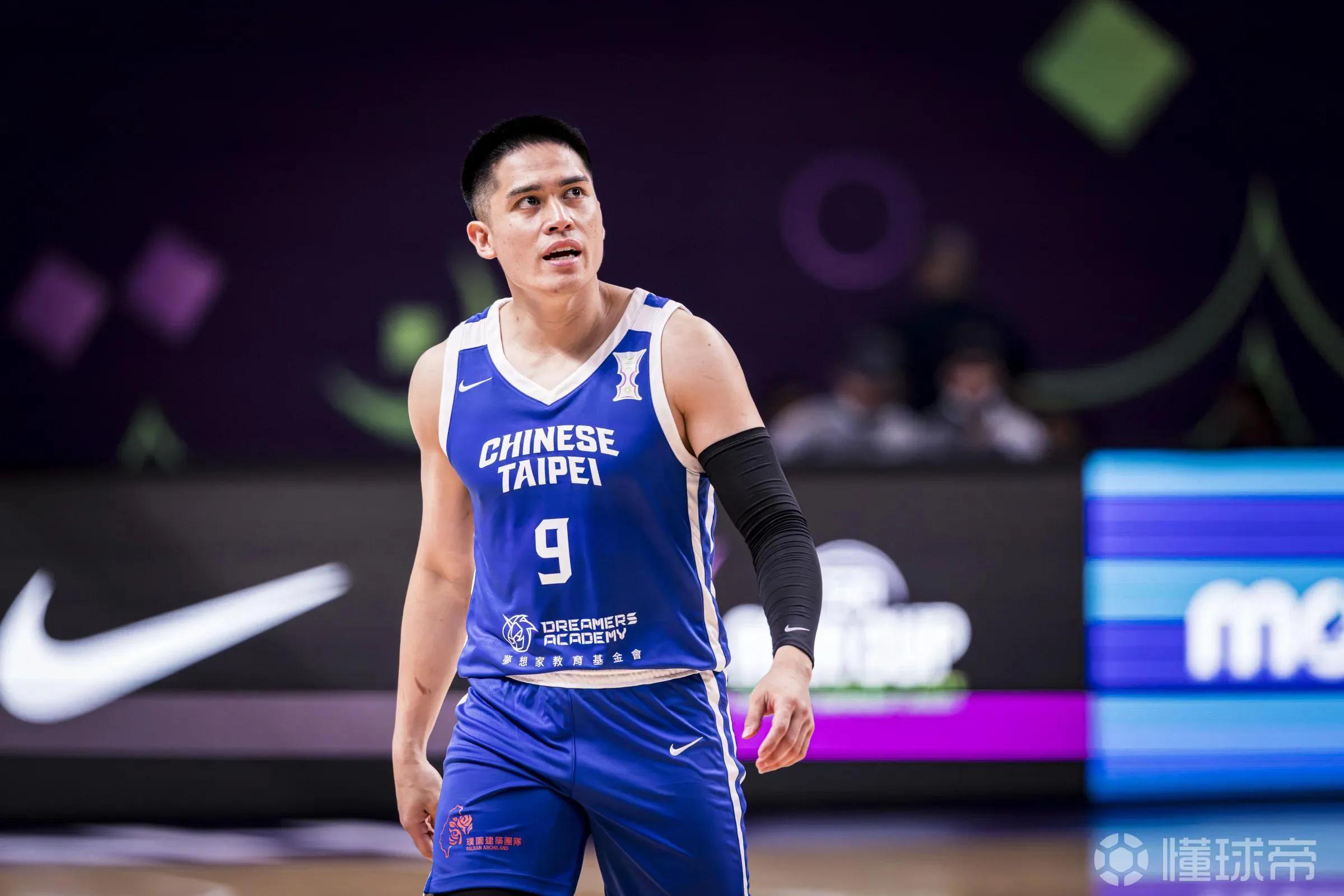 关于惊天逆转！CBA战队挺进四强的信息