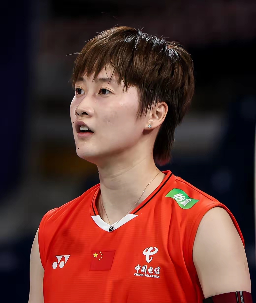 法国队险胜日本队,陈雨菲扛起全队 法国队险胜日本队,陈雨菲扛起全队