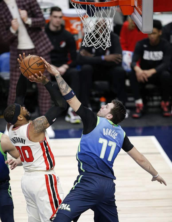 福建队碾压新疆队，利拉德带队取胜