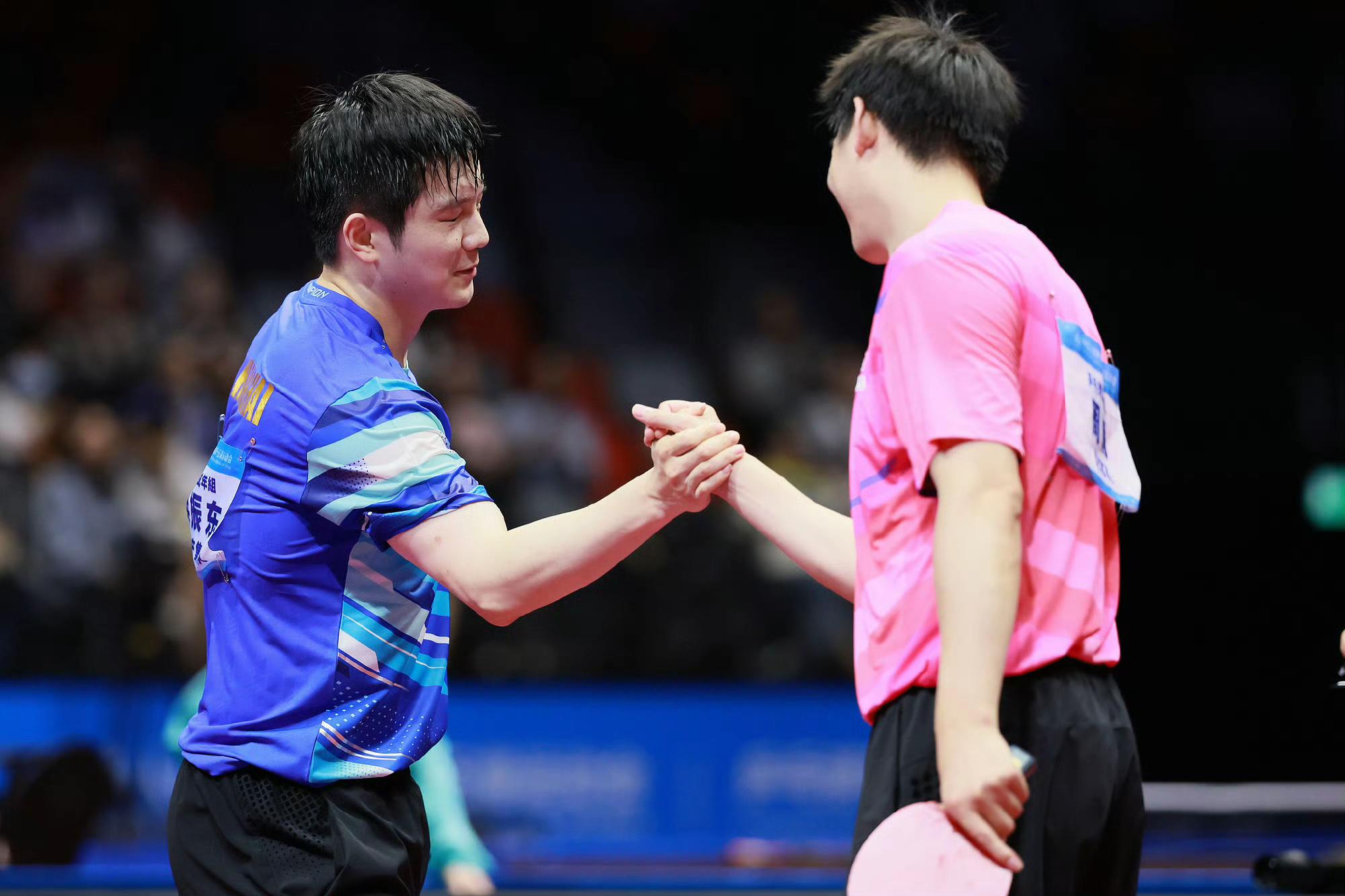 韩国队完胜中国队，樊振东点燃赛场