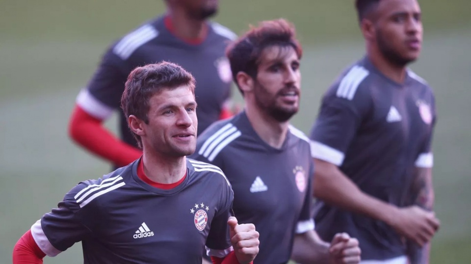 塞维利亚翻盘巴萨，穆勒关键制胜