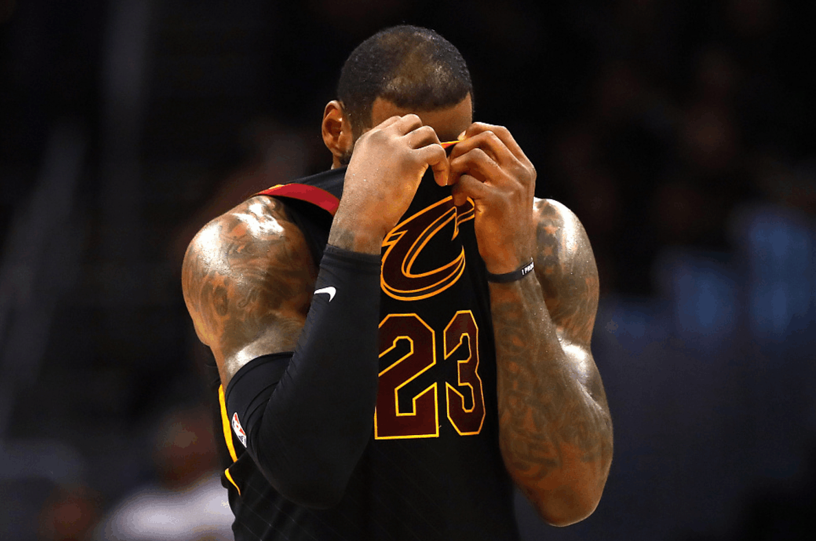 福建队横扫骑士，范弗利特扛起全队