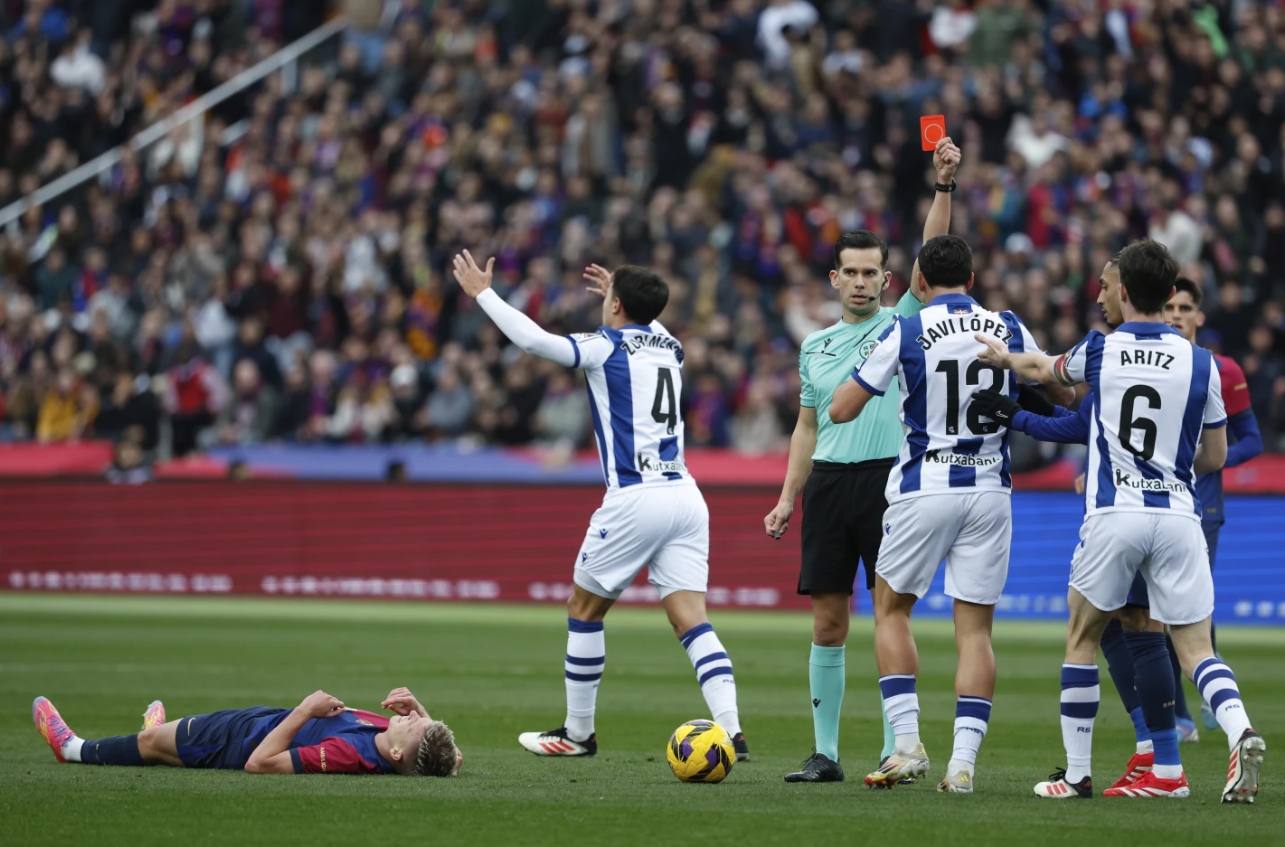 英格兰险胜西班牙，卡塞米罗高光表现