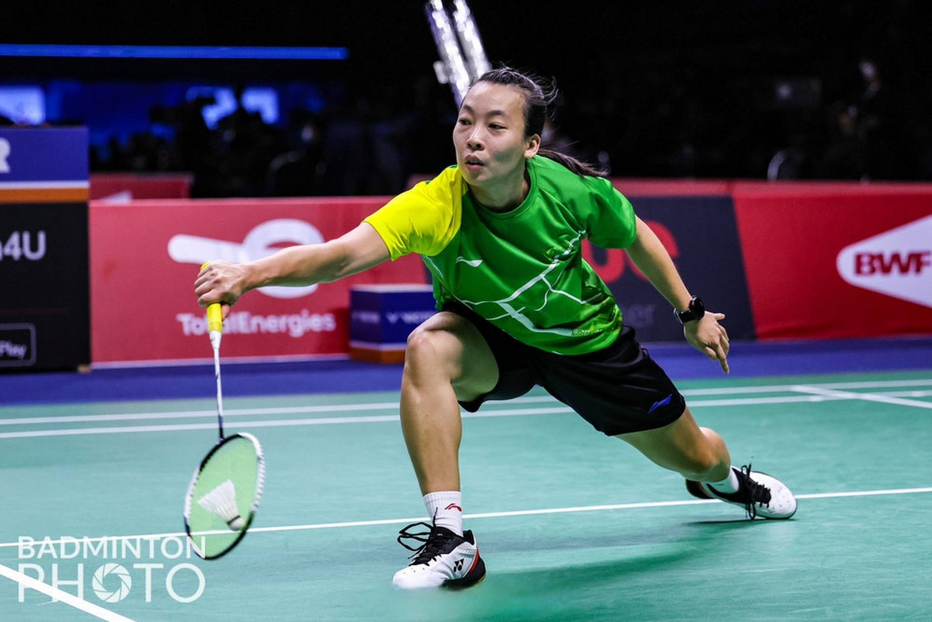 中国队完胜马来西亚队，戴资颖点燃赛场