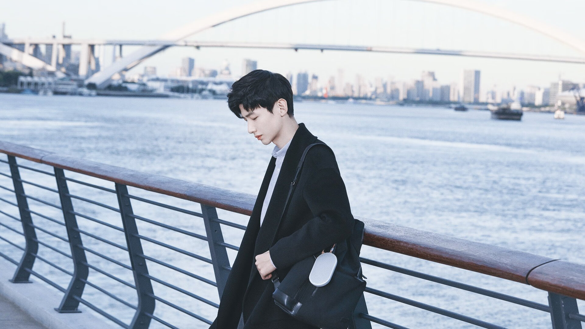 红牛风暴席卷美利坚，迪巴拉神光刺破暗夜—当团队碾压与个人英雄主义同时上演