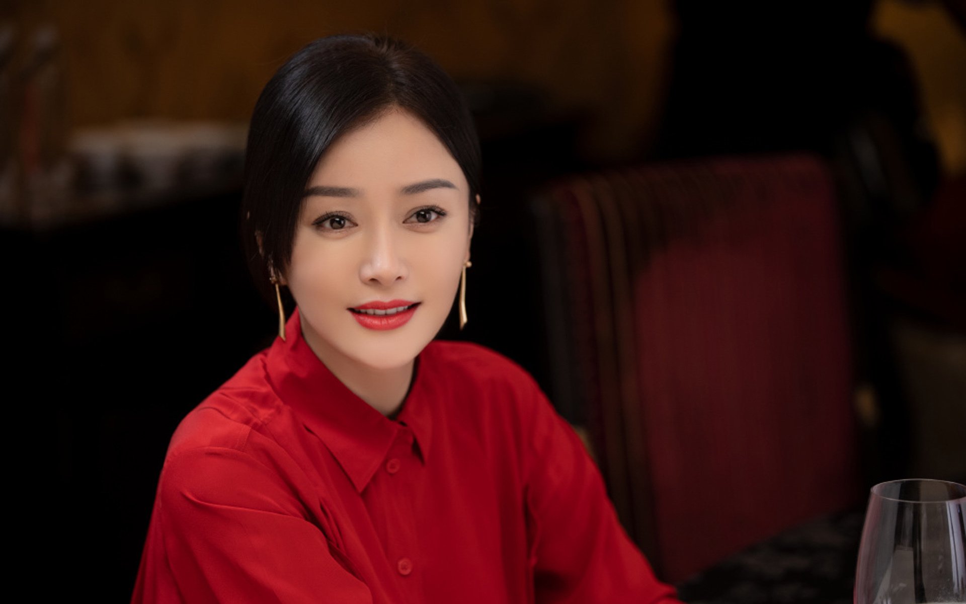寒夜炬火，贝恩在德甲争冠夜的无声宣言